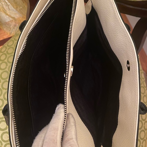 SOLD. C brand by Bloomingdale’s faux leather - Picture 4 of 8